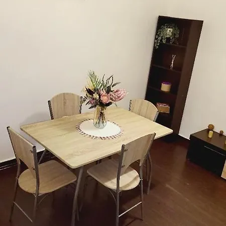 New Cozy Affordable Bed & Breakfast Bucarest